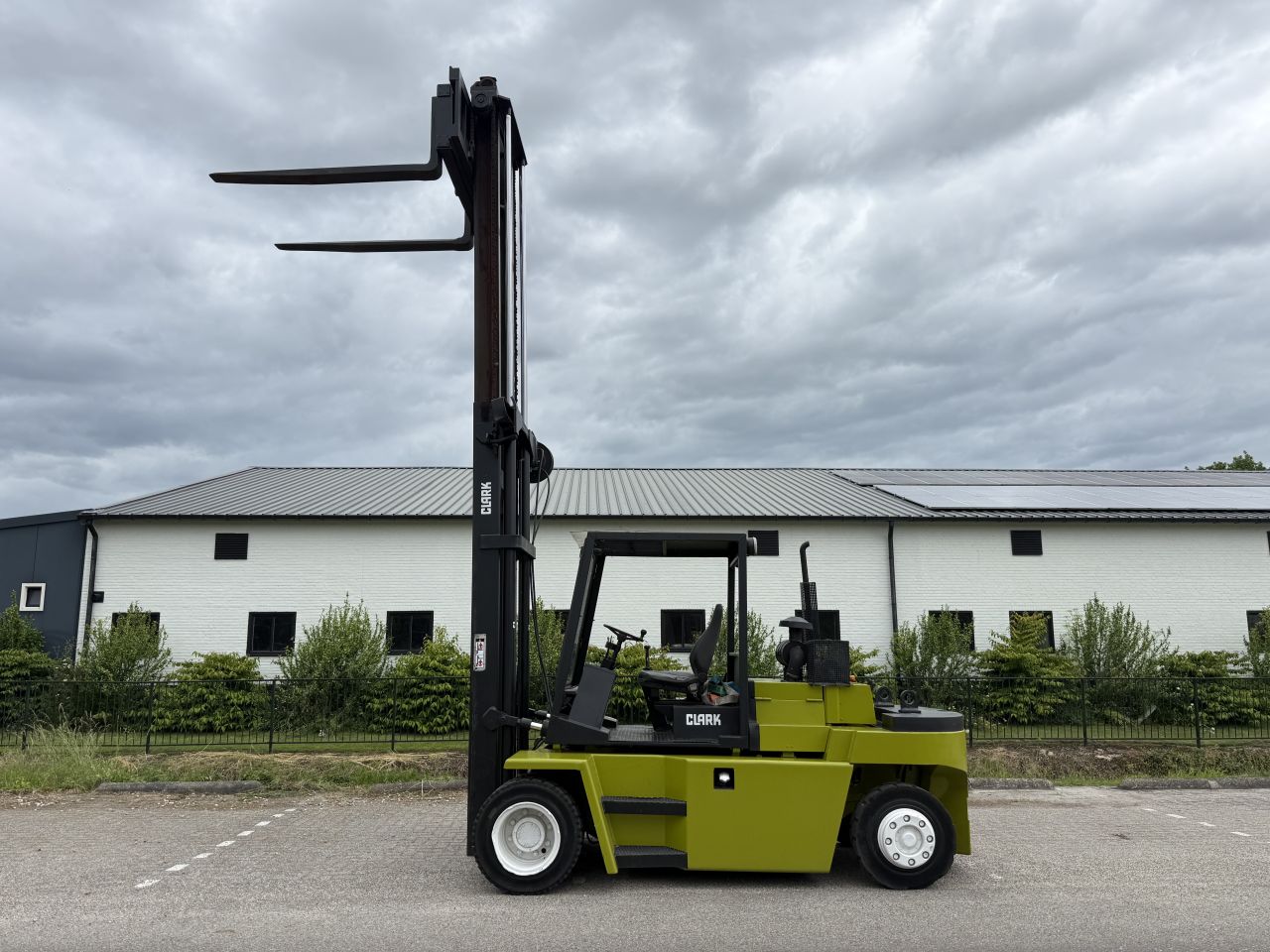 Clark 7.5 tonner diesel heftruck vorkversteller 7000uur