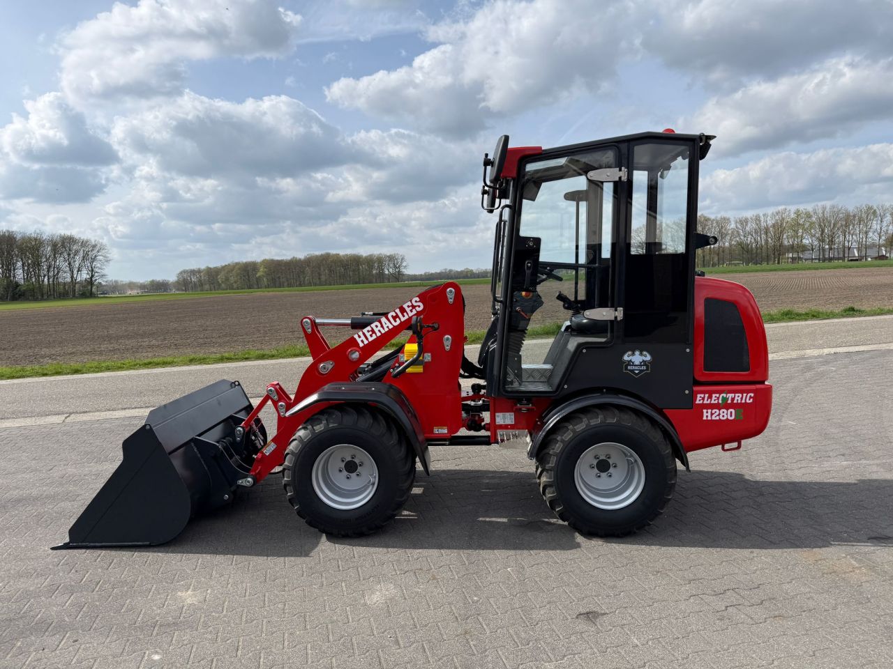 Heracles H280E pro shovel Nieuw! (bj 2026)
