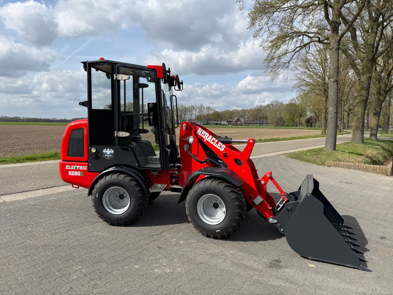 Heracles H280E pro shovel Nieuw! (bj 2026)