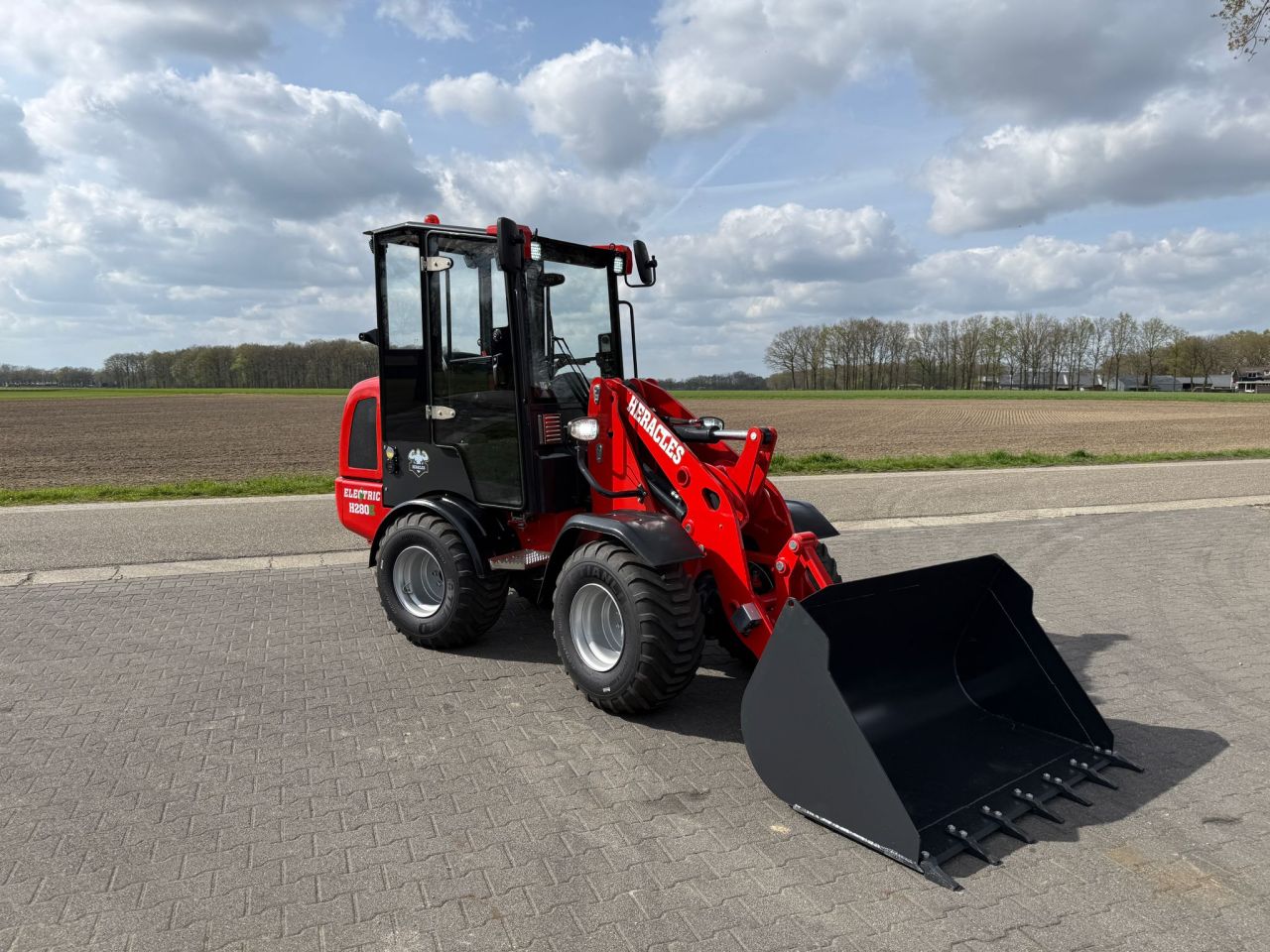 Heracles H280E pro shovel Nieuw! (bj 2026)