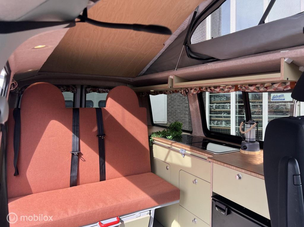 Volkswagen T6 2017 L1H1 Florida 4p