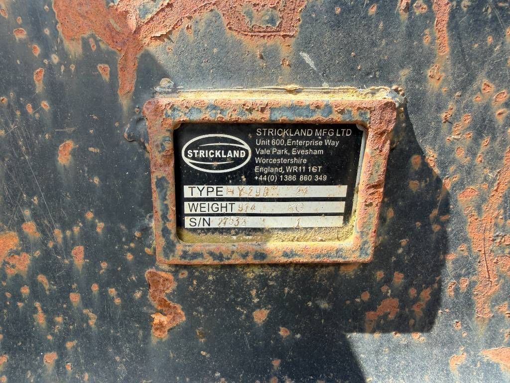 Miller EC290 / EC300 Geith
