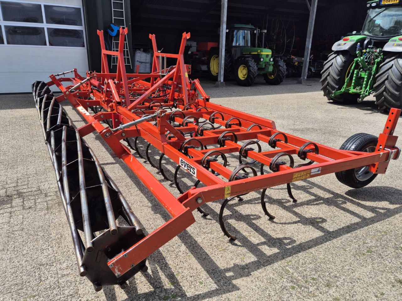 Evers Dales 8 meter triltand cultivator zaaibed bereider