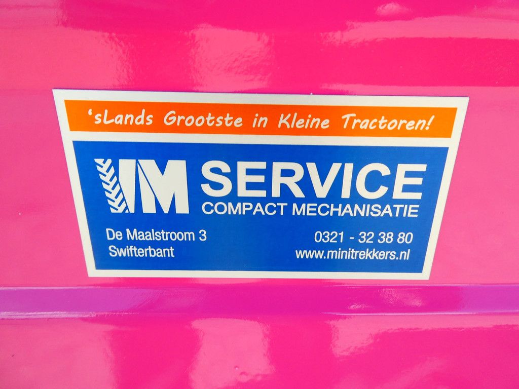 Yanmar YM1301 4wd / 509 Draaiuren / Pink Edition