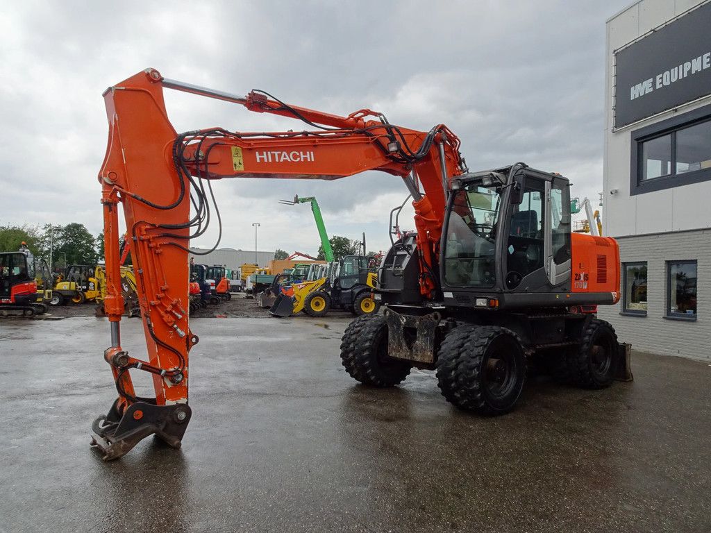 Hitachi ZX170W-3