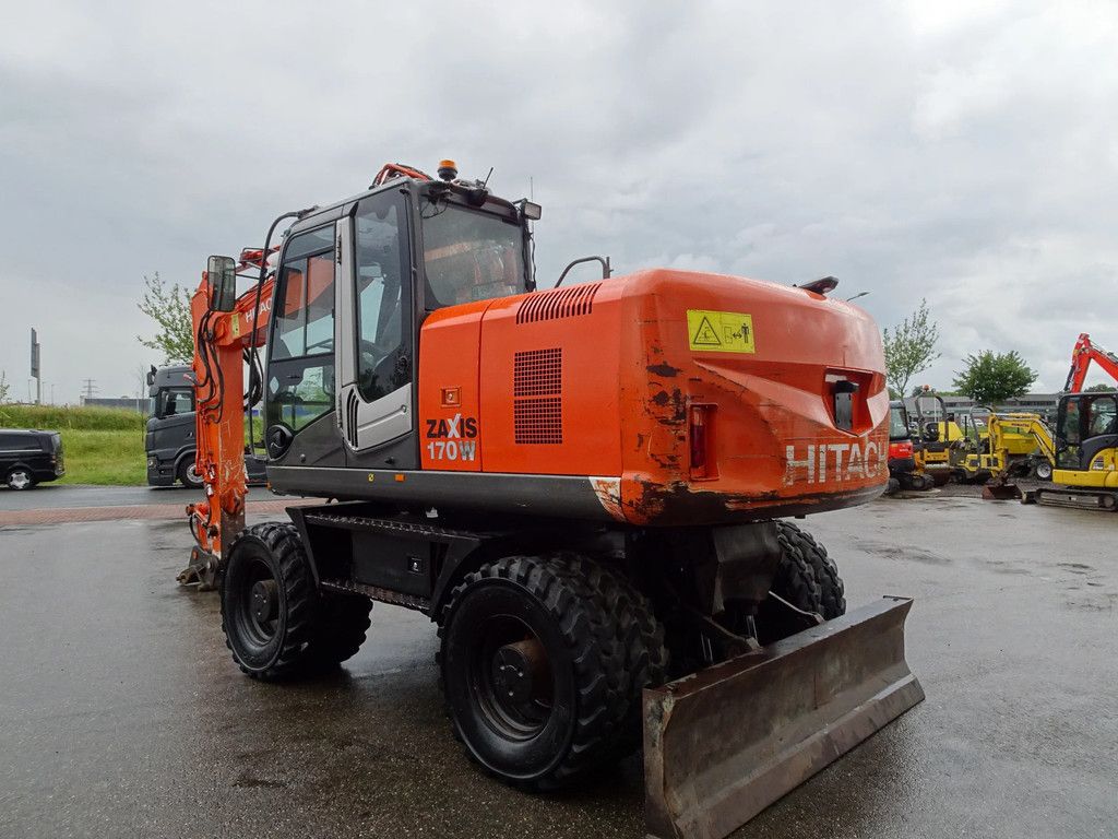 Hitachi ZX170W-3