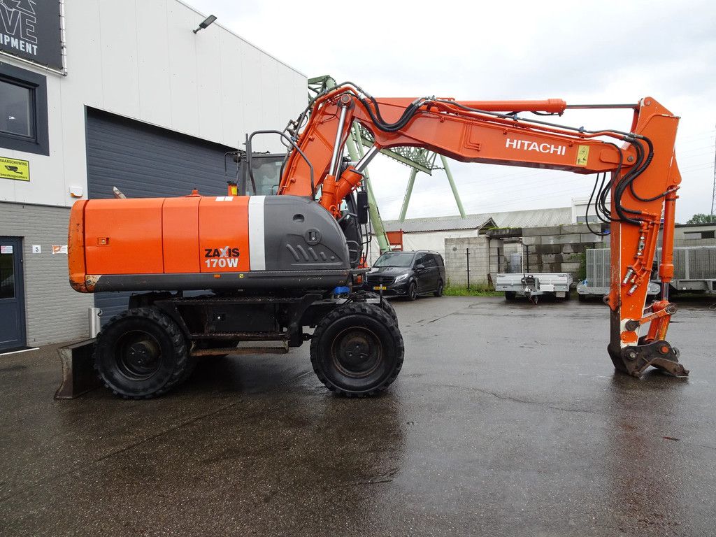 Hitachi ZX170W-3