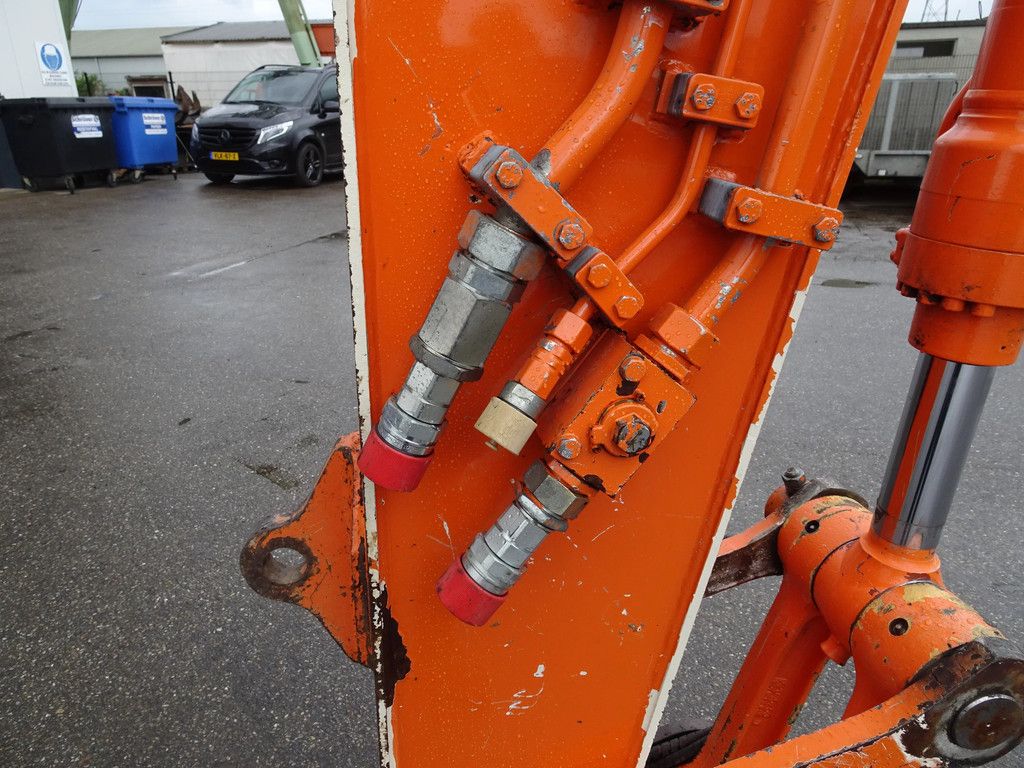 Hitachi ZX170W-3