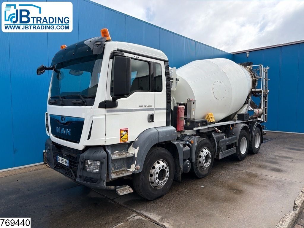 MAN TGS 32 420 8x4, Euro 6, Liebherr, 9 m³, Steel suspension