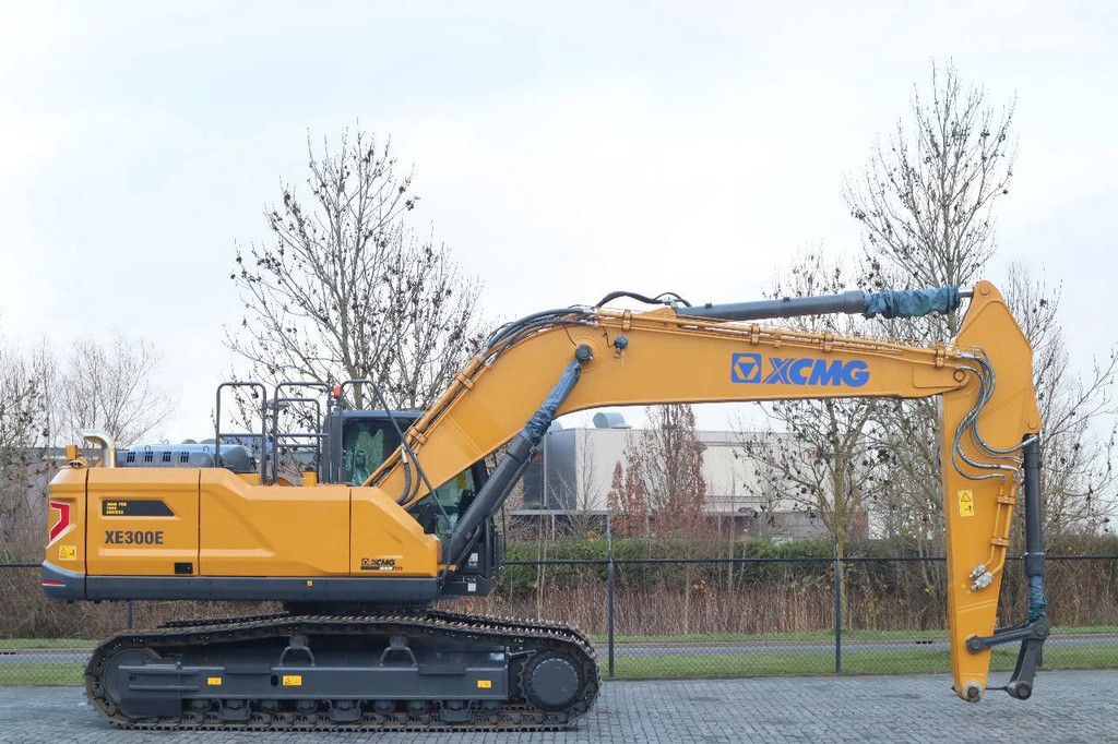 XCMG XE300E | CE | CUMMINS STAGE V | HAMMER / SHEAR
