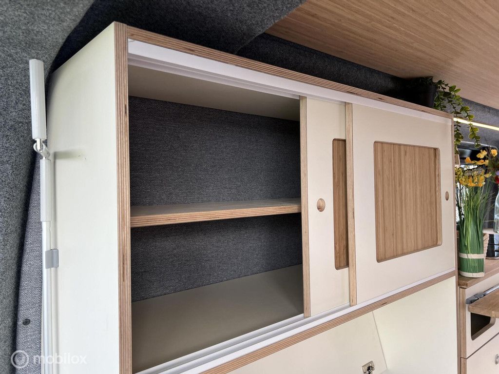 Volkswagen T6 2016 buscamper l2h1 Nevada