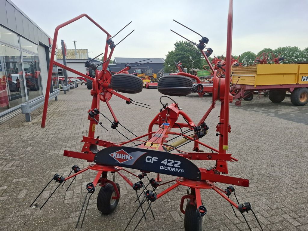 Kuhn GF 422