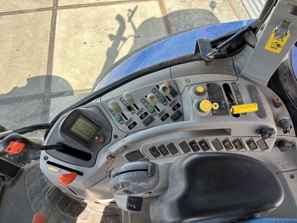 New Holland T3.55F T6.150EC
