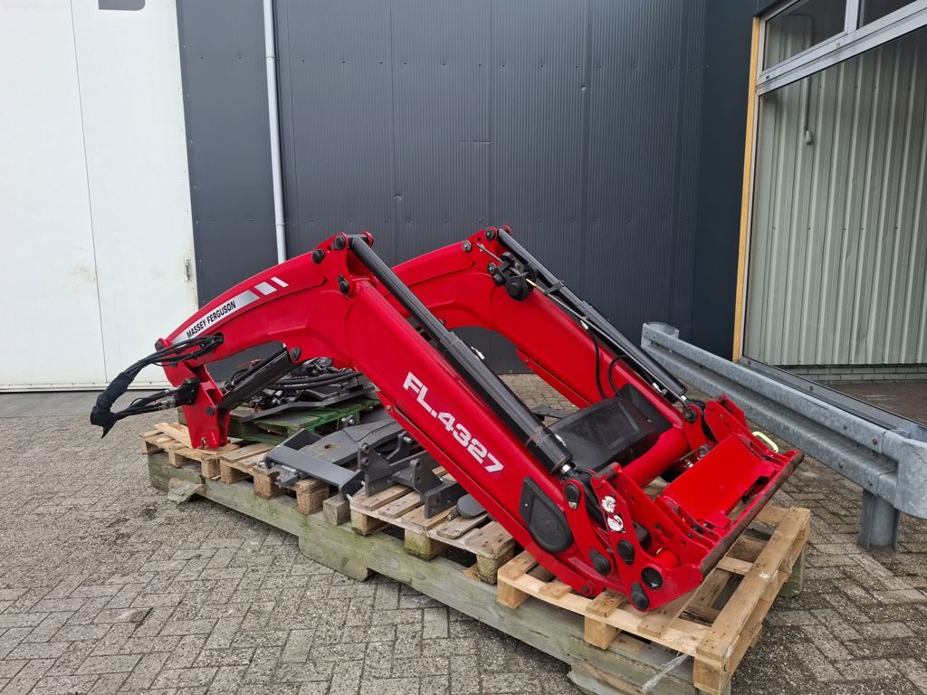Massey Ferguson FL.4327