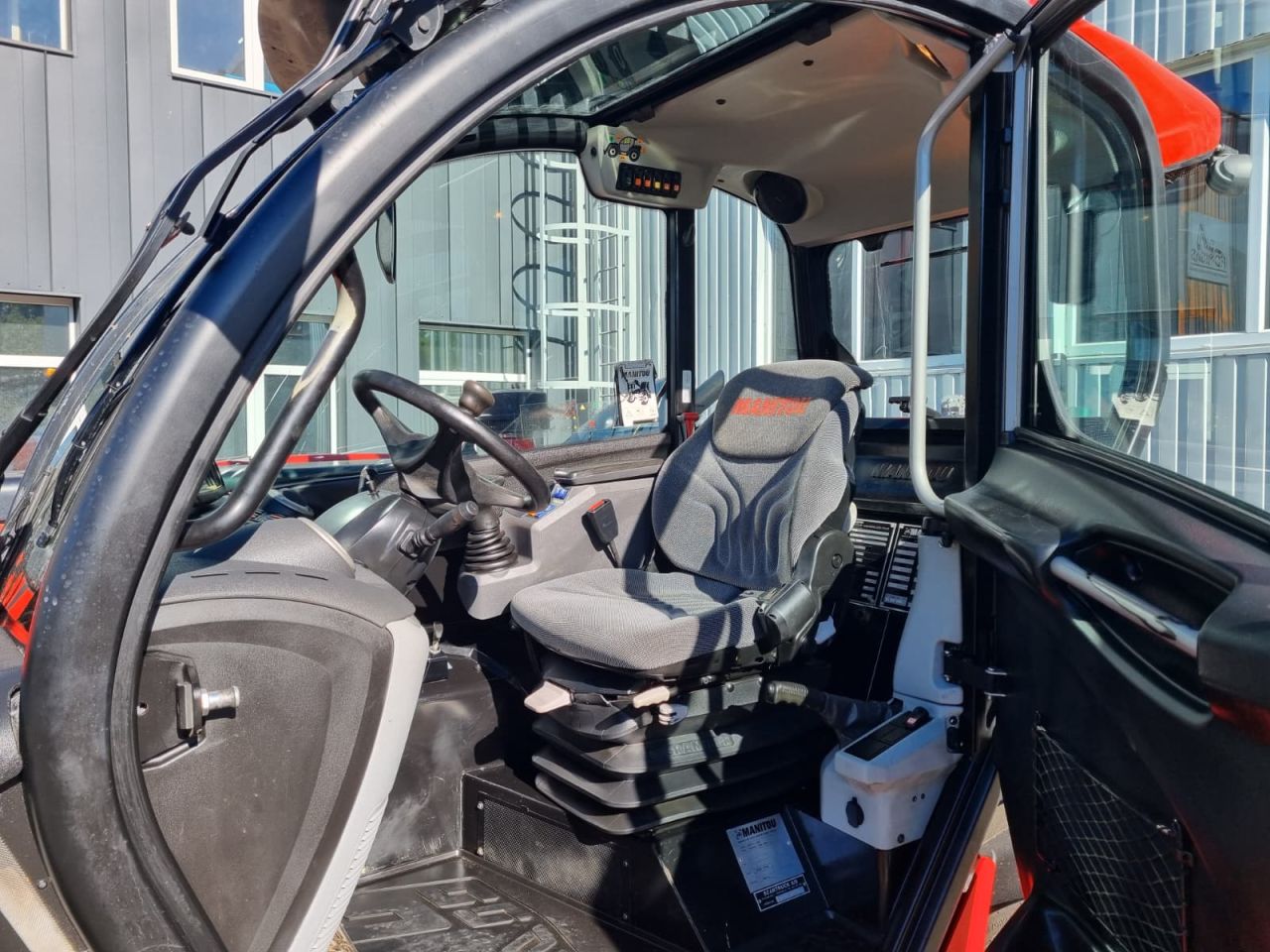 Manitou MLT737-130 PS for sale