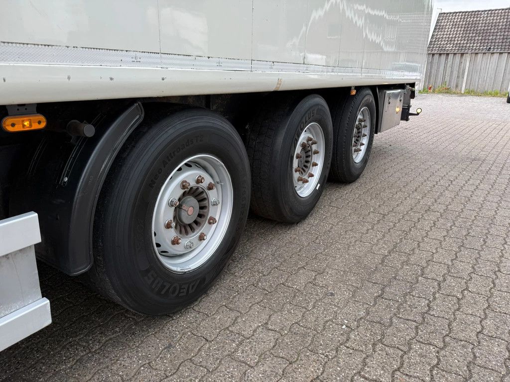 Kraker 92m3 CF 200 10MM Cargo Floor SAF Schijfremmen