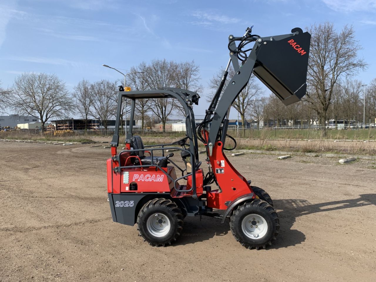 PACAM 2025 Mini-loader