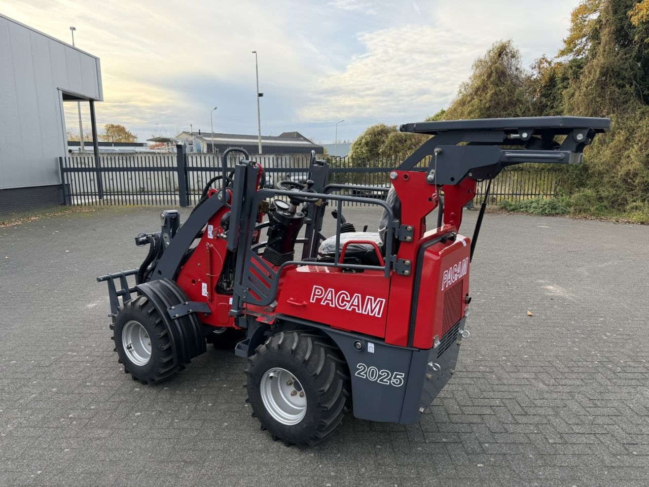 PACAM 2025 Mini-loader