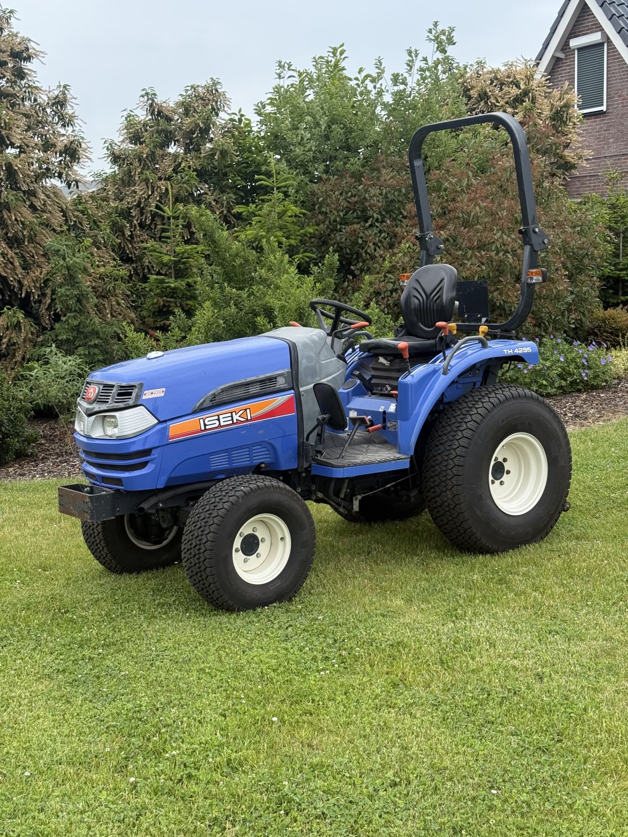 Iseki th4295 doordraaiende aftakas