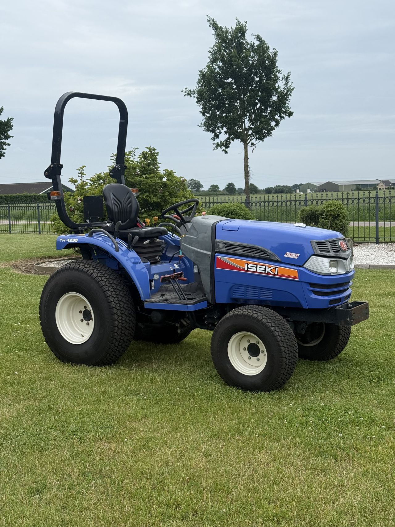 Iseki th4295 doordraaiende aftakas