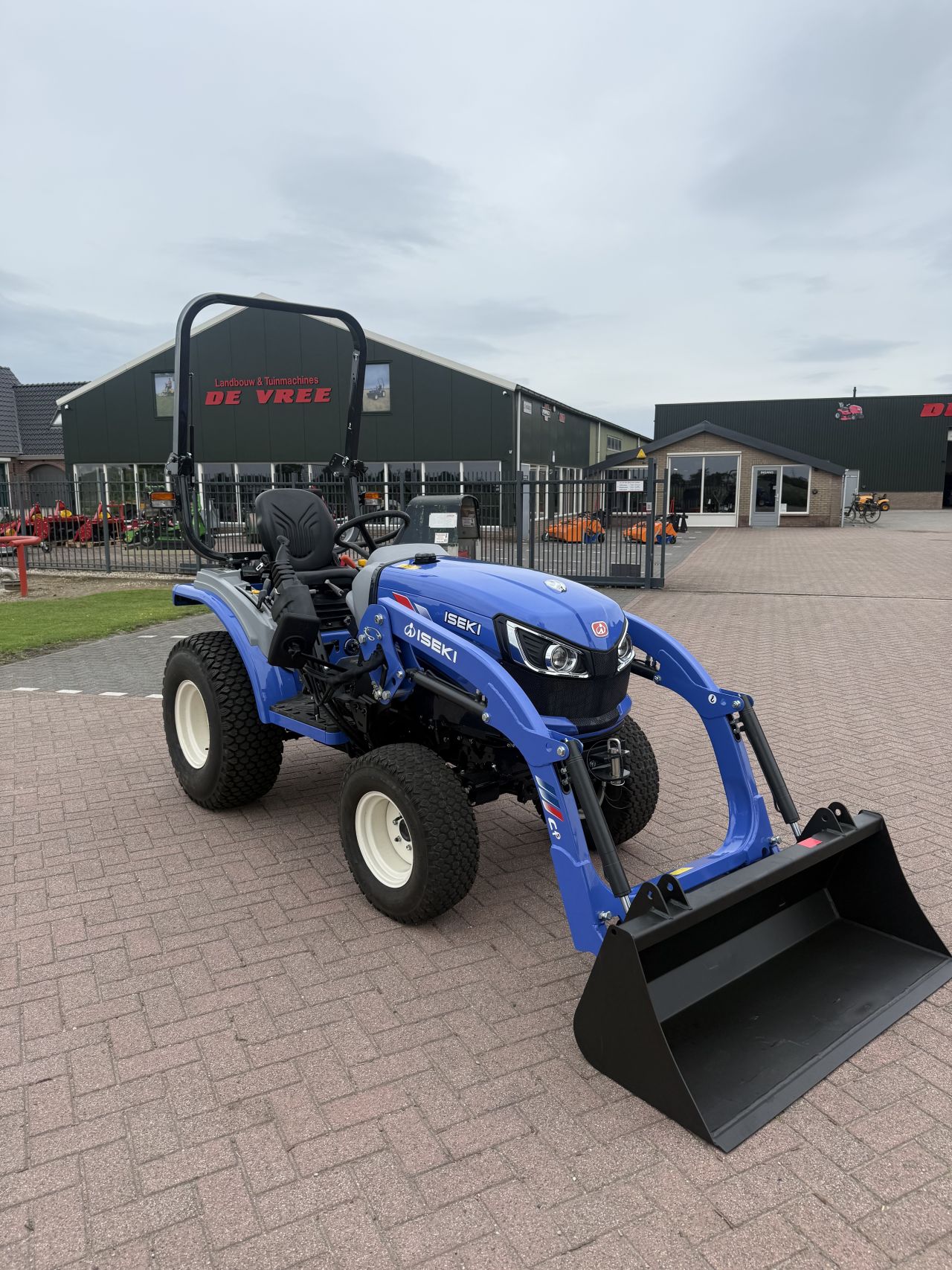 Iseki tm4270 hydrostaat met voorlader