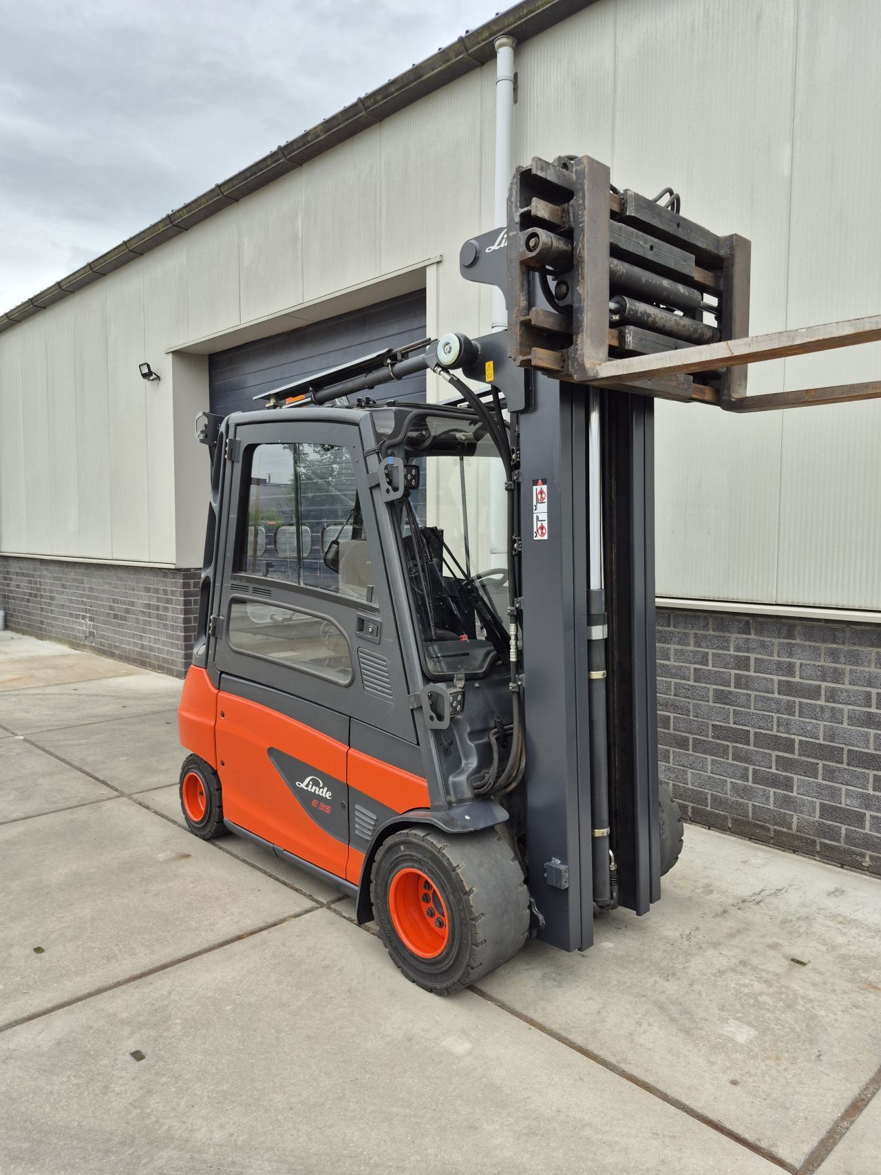 Linde E35L-01 triplex sideshift vorkversteller 5.930 mm