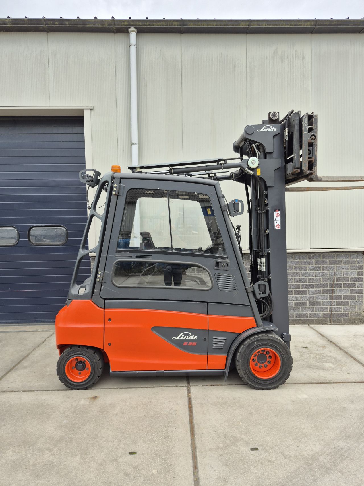 Linde E35L-01 triplex sideshift vorkversteller 5.930 mm