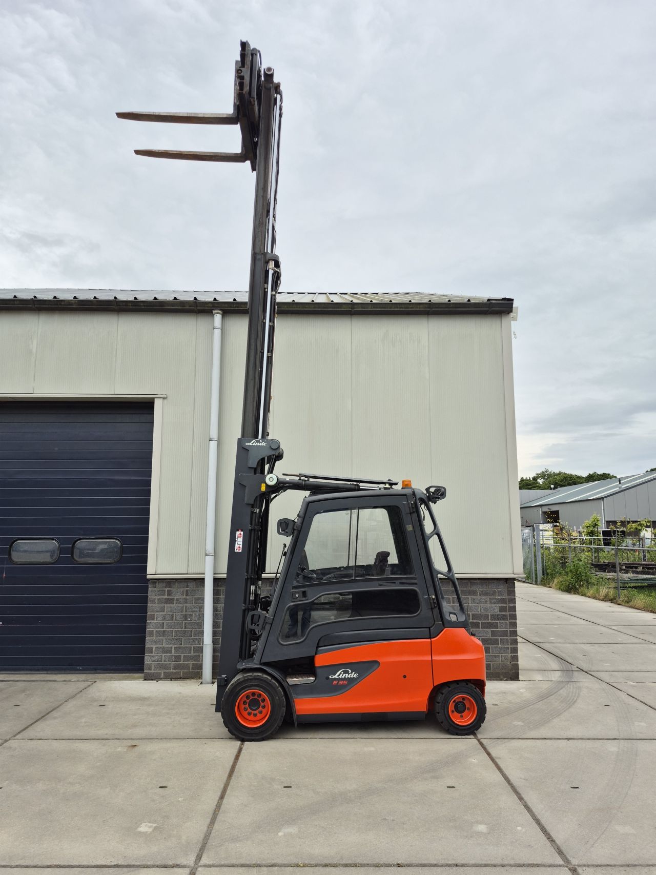 Linde E35L-01 triplex sideshift vorkversteller 5.930 mm