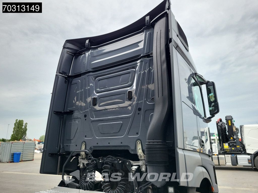 Mercedes Actros Actros 1851 4X2 BigSpace Retarder 2xTanks