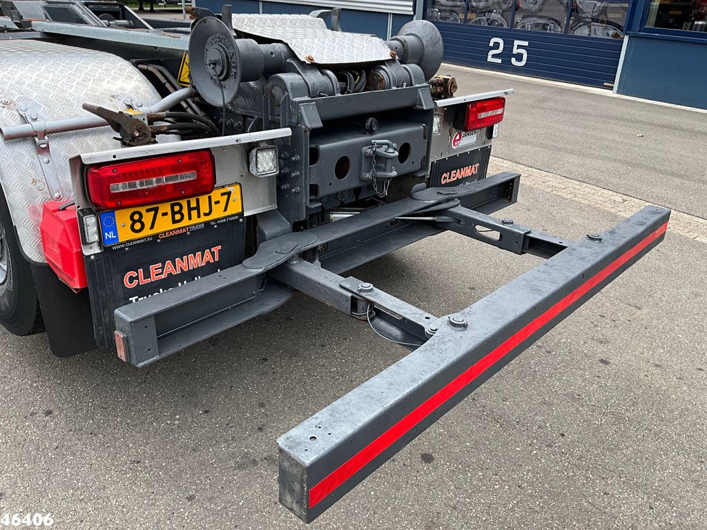DAF FAQ CF 400 8x2 Euro 6 HMF 26 Tonmeter laadkraan Just 190.212 km!