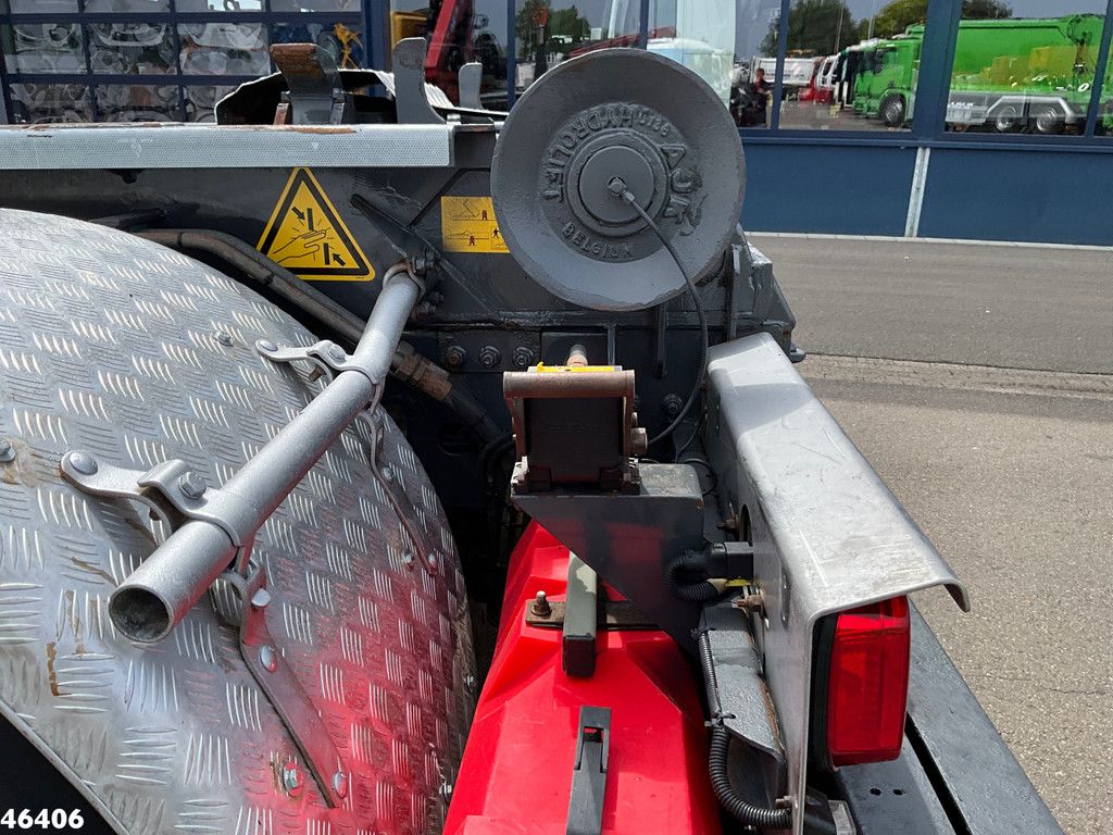 DAF FAQ CF 400 8x2 Euro 6 HMF 26 Tonmeter laadkraan Just 190.212 km!
