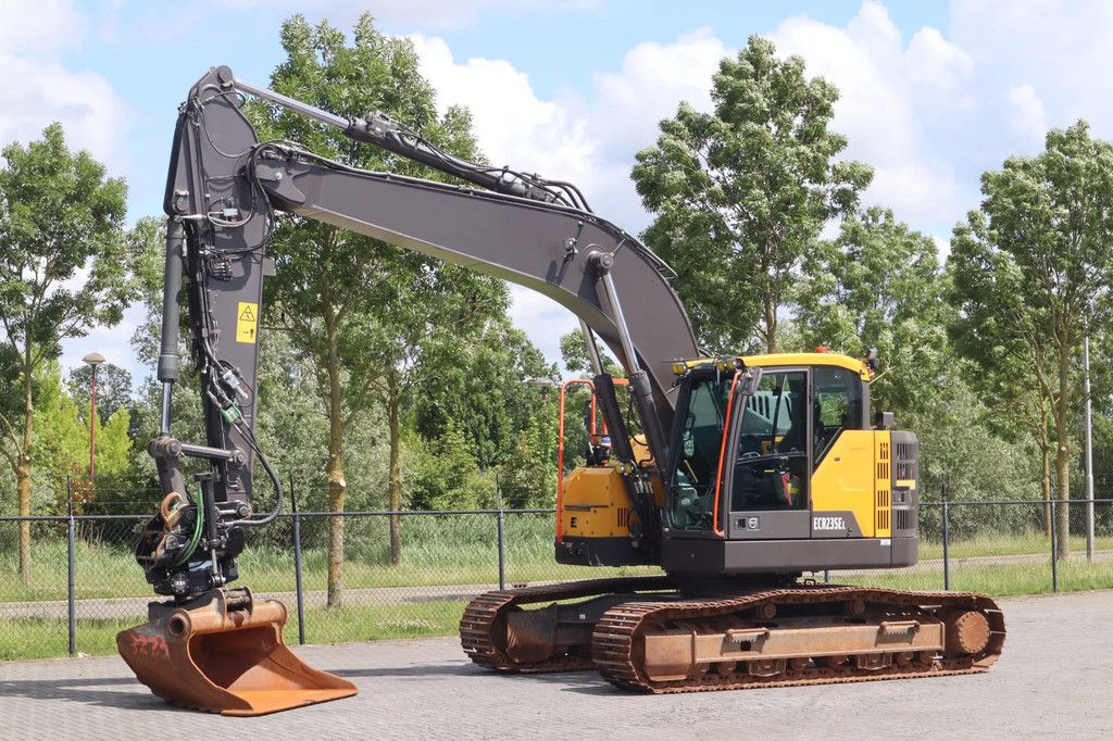Volvo ECR235EL | ECR 235 EL | TILTROTATOR | BUCKET | GOOD CONDITION