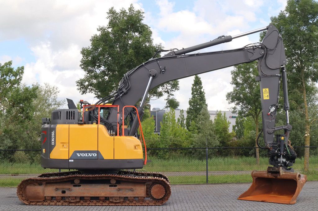 Volvo ECR235EL | ECR 235 EL | TILTROTATOR | BUCKET | GOOD CONDITION