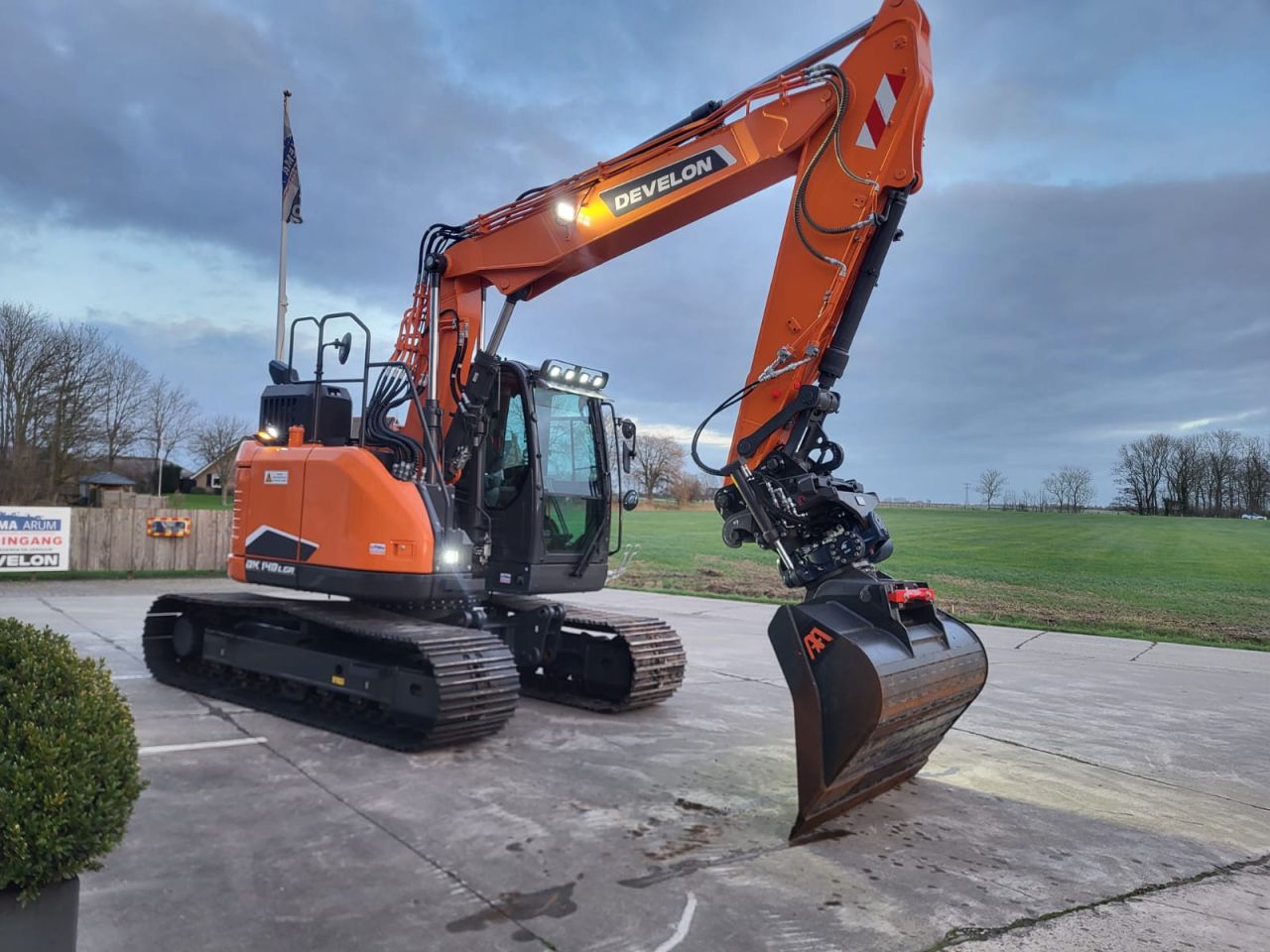 Develon DX140LCR-7