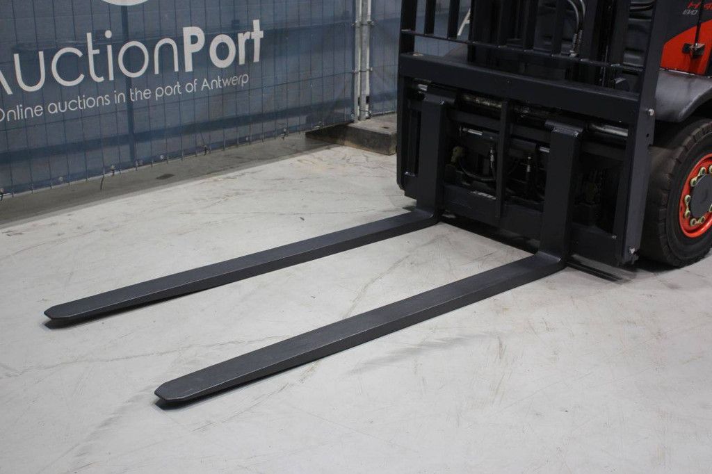 Linde H40T-02 LPG Forklift 4000kg 7.0m 2016