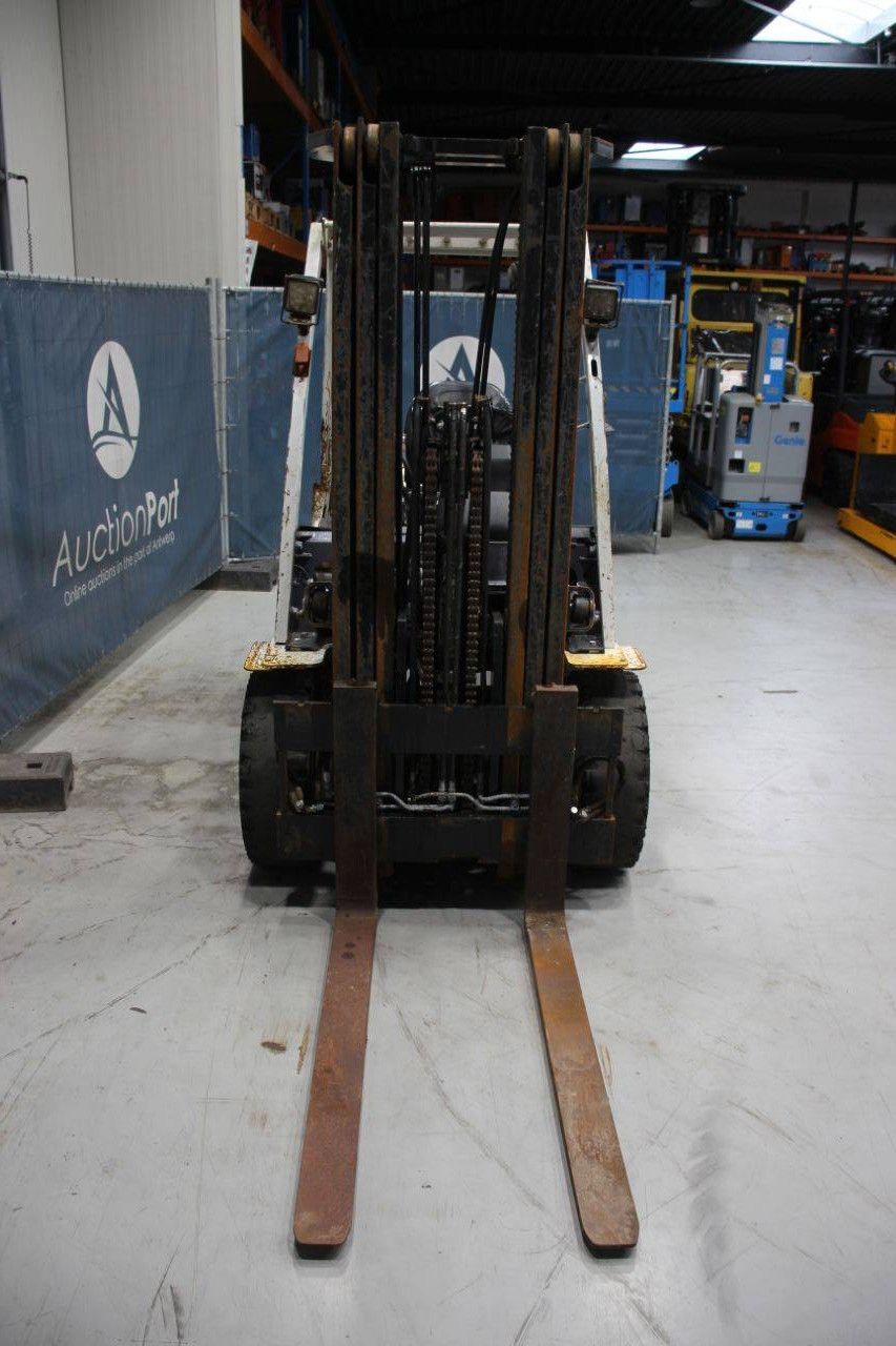 UniCarriers Diesel Forklift 2400kg