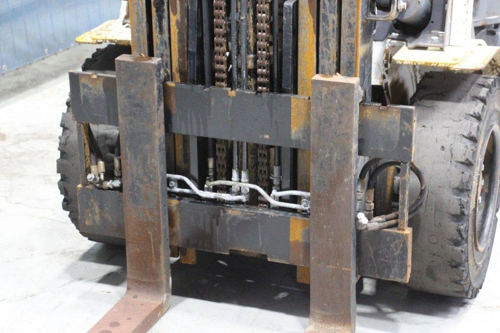UniCarriers Diesel Forklift 2400kg
