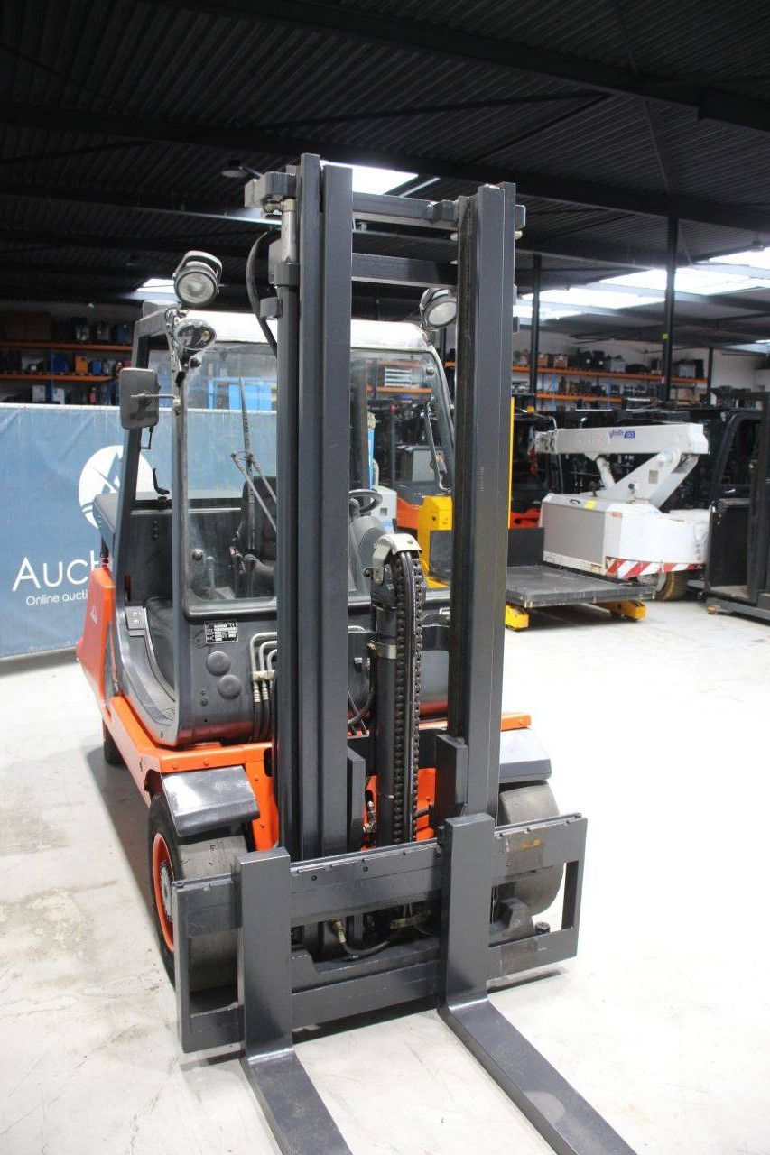 Linde E48P-02 Electric Forklift 4800kg 1998