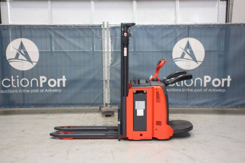 Linde D14 AP Electric Stacker 1400kg 2021