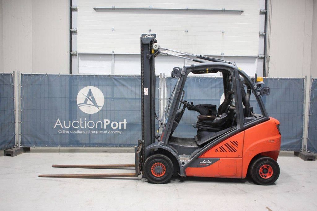 Linde H20 Diesel-Gabelstapler 2000 kg 7,0 m