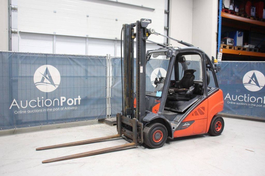 Linde H20 Diesel-Gabelstapler 2000 kg 7,0 m
