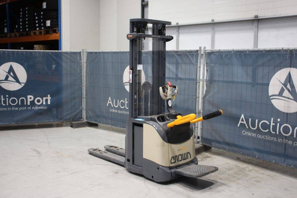 Crown CTI-4000 Stacker 1.6 Electric 1600kg 2020