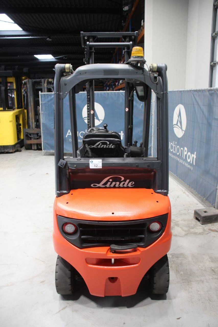 Linde H18D-01 Diesel-Gabelstapler 1800 kg 6,8 m 2015