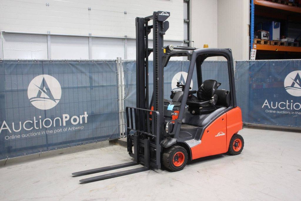 Linde H18D-01 Diesel-Gabelstapler 1800 kg 6,8 m 2015