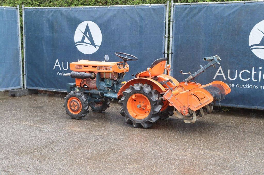 Mini-Traktor Kubota B5001DT Diesel 9,5 PS mit Grubber
