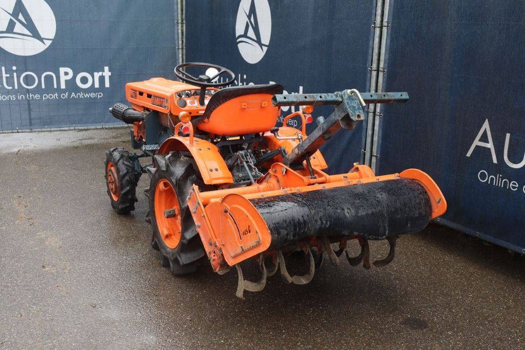Mini-Traktor Kubota B5001DT Diesel 9,5 PS mit Grubber