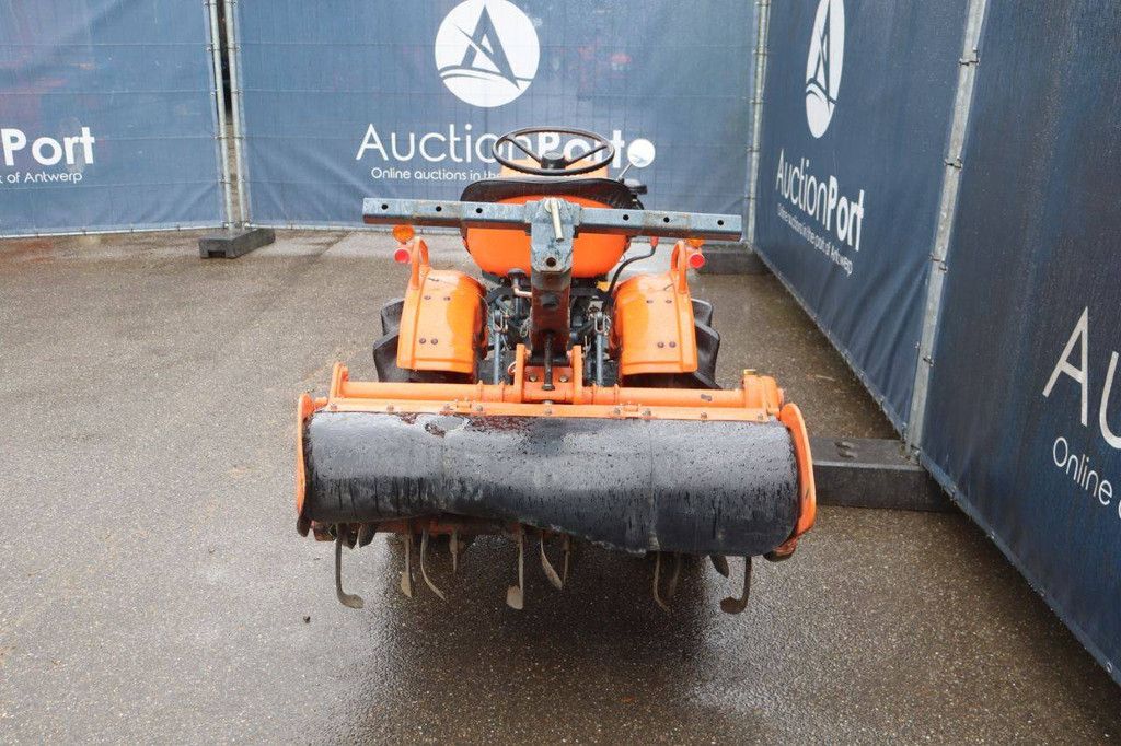Mini-Traktor Kubota B5001DT Diesel 9,5 PS mit Grubber