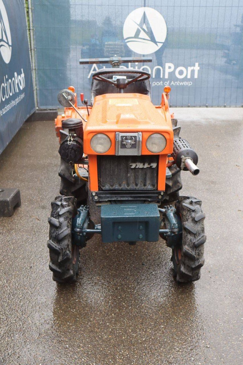 Mini-Traktor Kubota B5001DT Diesel 9,5 PS mit Grubber