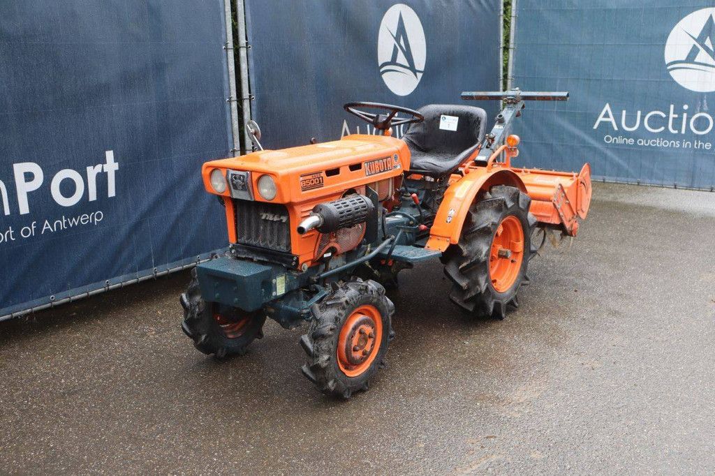 Mini-Traktor Kubota B5001DT Diesel 9,5 PS mit Grubber