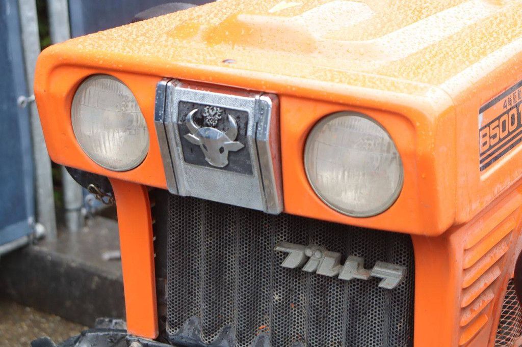 Mini-Traktor Kubota B5001DT Diesel 9,5 PS mit Grubber